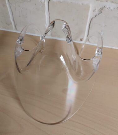 Visière transparente anti-salive