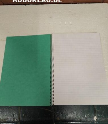 Cahier avec spitales A4