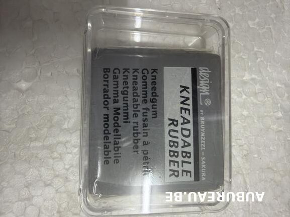 Gomme fusain à petrir Bruynzeel réf 8710141001867